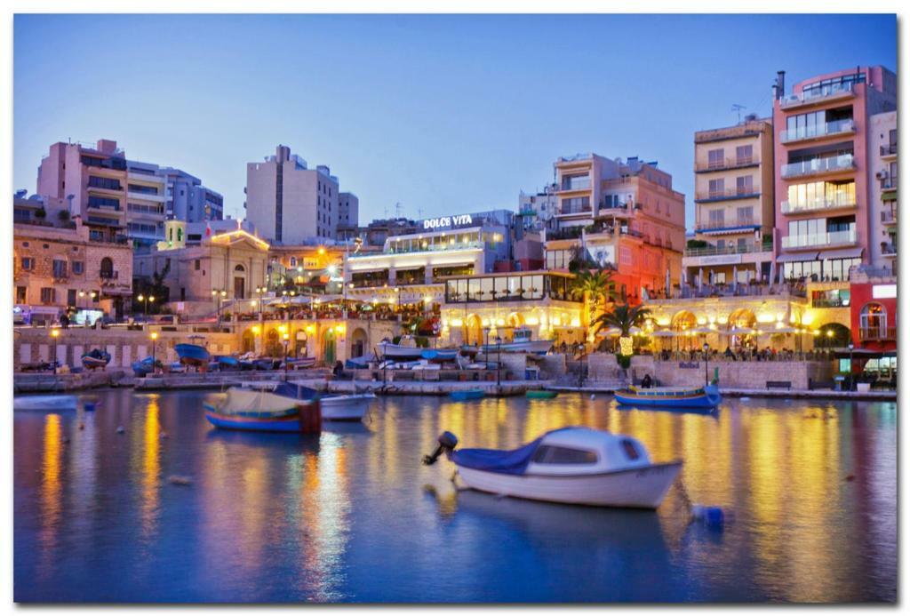 Magical Rooftop Penthouse Sliema Buitenkant foto